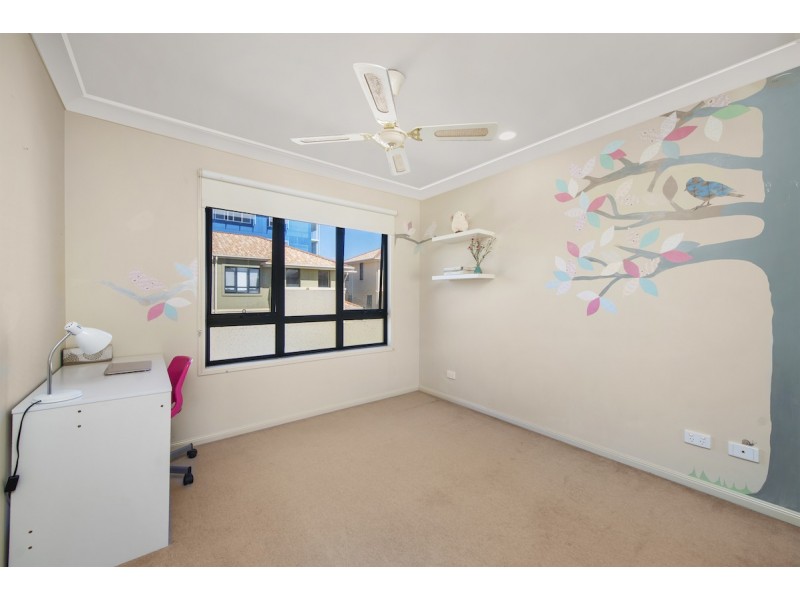 12/5 Assembly Drive, Varsity Lakes QLD 4227