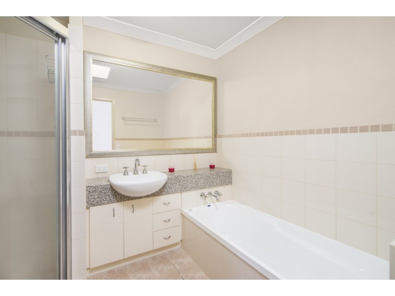 12/5 Assembly Drive, Varsity Lakes QLD 4227