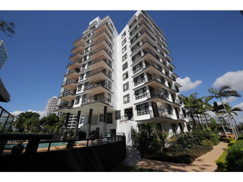 212/30 Surf Parade, Broadbeach QLD 4218