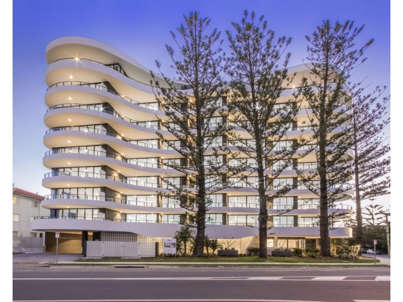 95 Old Burleigh Road, Broadbeach QLD 4218
