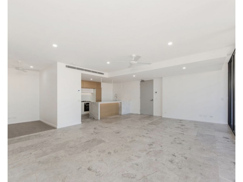 95 Old Burleigh Road, Broadbeach QLD 4218