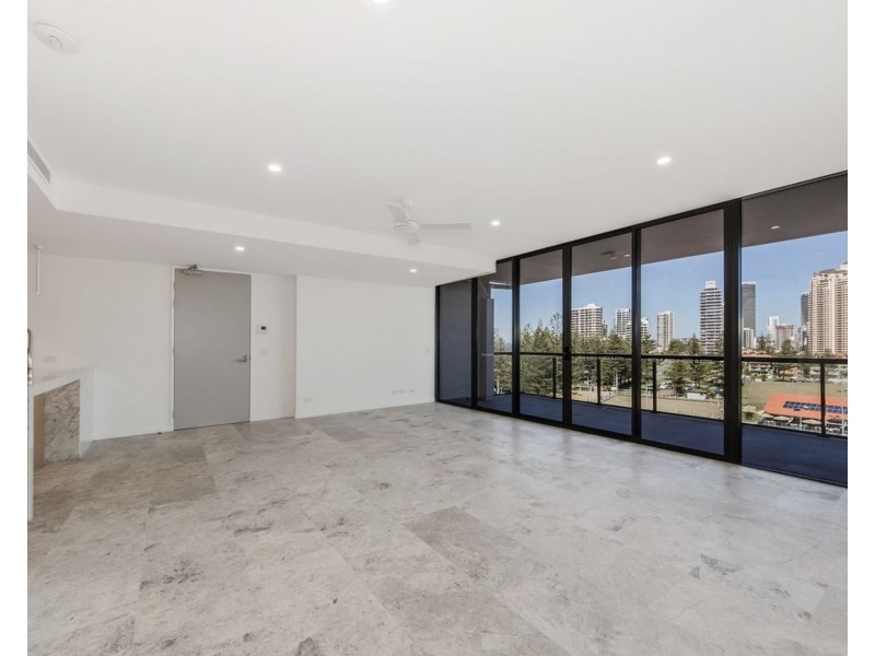 95 Old Burleigh Road, Broadbeach QLD 4218