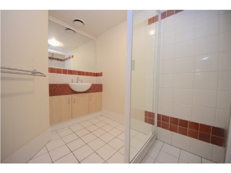 17/61 North Street, Southport QLD 4215