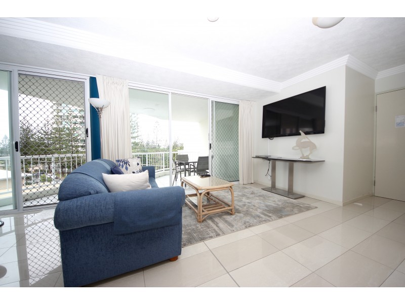 18/13-15 Anne Avenue, Broadbeach QLD 4218