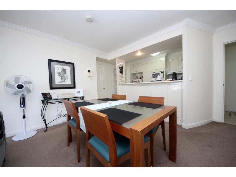 1909/24-26  Queensland Avenue, Broadbeach QLD 4218