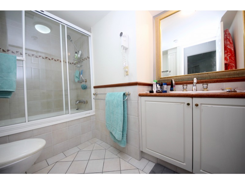 1909/24-26  Queensland Avenue, Broadbeach QLD 4218