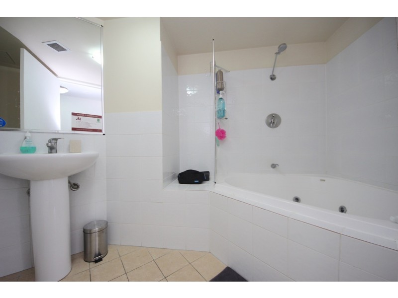 312/42  Surf Parade, Broadbeach QLD 4218