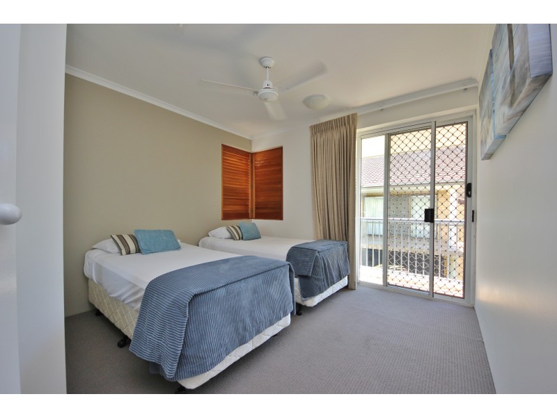 70/10-16 Alexandra Avenue, Mermaid Beach QLD 4218