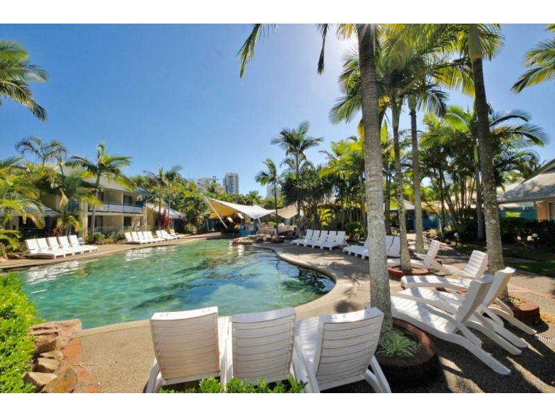 70/10-16 Alexandra Avenue, Mermaid Beach QLD 4218