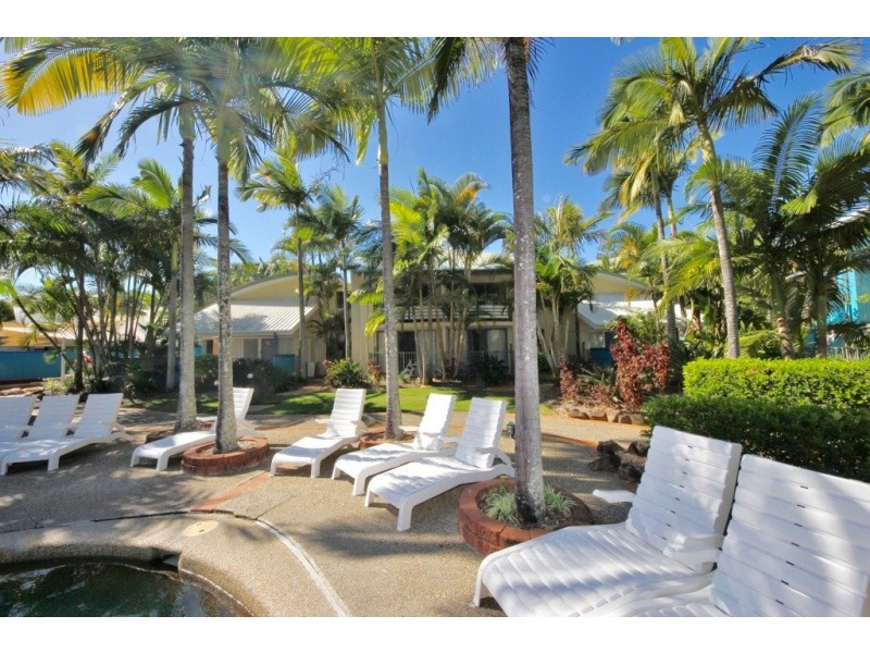 70/10-16 Alexandra Avenue, Mermaid Beach QLD 4218