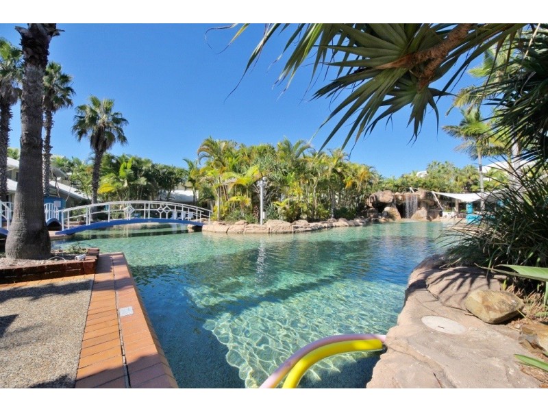 70/10-16 Alexandra Avenue, Mermaid Beach QLD 4218