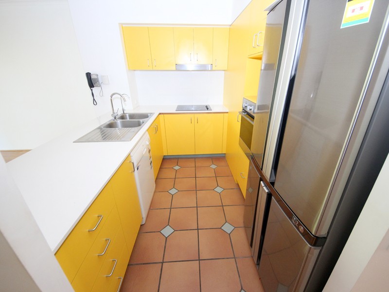 155/10 Alexandra Avenue, Mermaid Beach QLD 4218