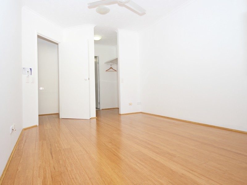 155/10 Alexandra Avenue, Mermaid Beach QLD 4218