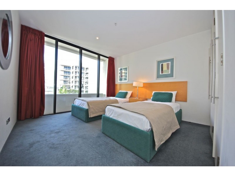 17-19 Albert Avenue, Broadbeach QLD 4218