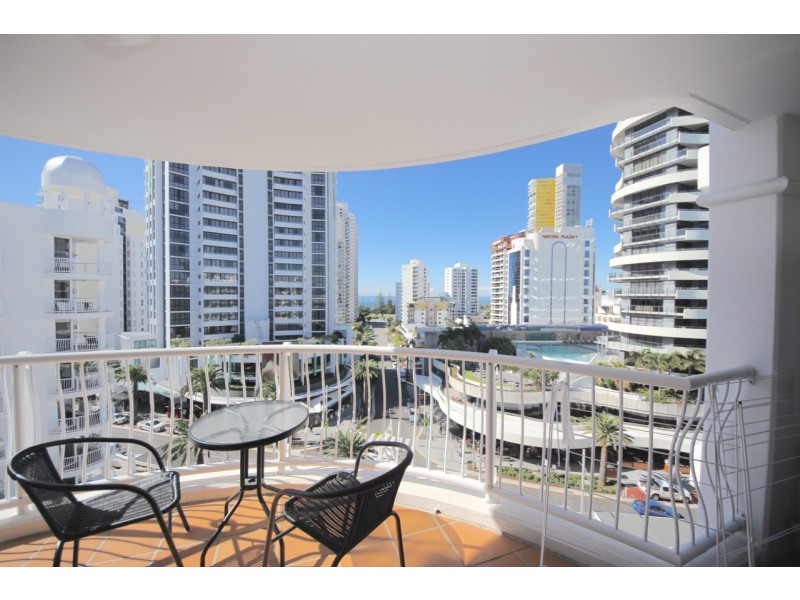 1804 24-26 Queensland Avenue, Broadbeach QLD 4218