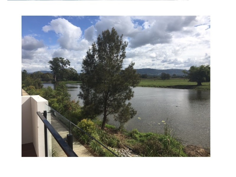 22/42  Stadium Drive, Robina QLD 4226