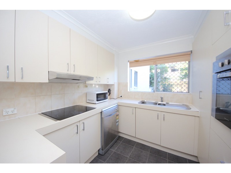 7/36 Australia Avenue, Broadbeach QLD 4218