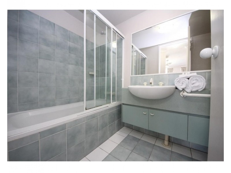 106/10 Alexandra Ave, Mermaid Beach QLD 4218