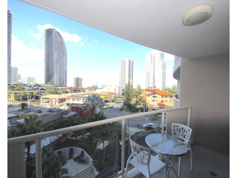 6/42-44  Surf Parade, Broadbeach QLD 4218