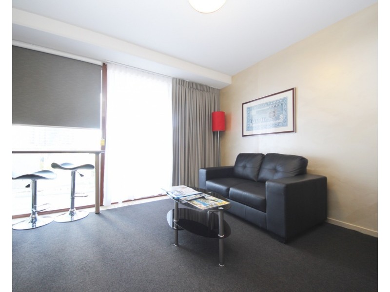 6/42-44  Surf Parade, Broadbeach QLD 4218