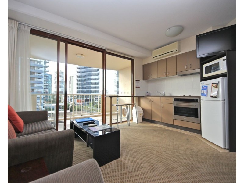 6/42-44  Surf Parade, Broadbeach QLD 4218