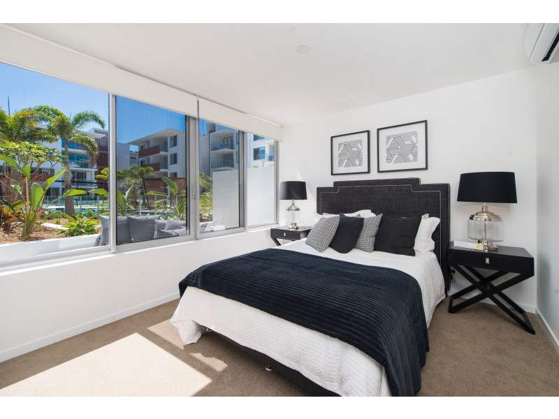 2204/ 1-7  Waterford Ct, Bundall QLD 4217