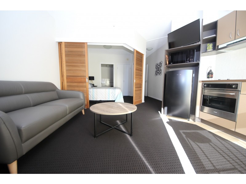 1206/42 Surf Parade, Broadbeach QLD 4218