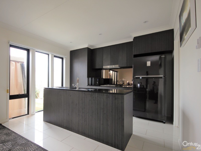 38/126 Marina Quays Blvd, Hope Island QLD 4212