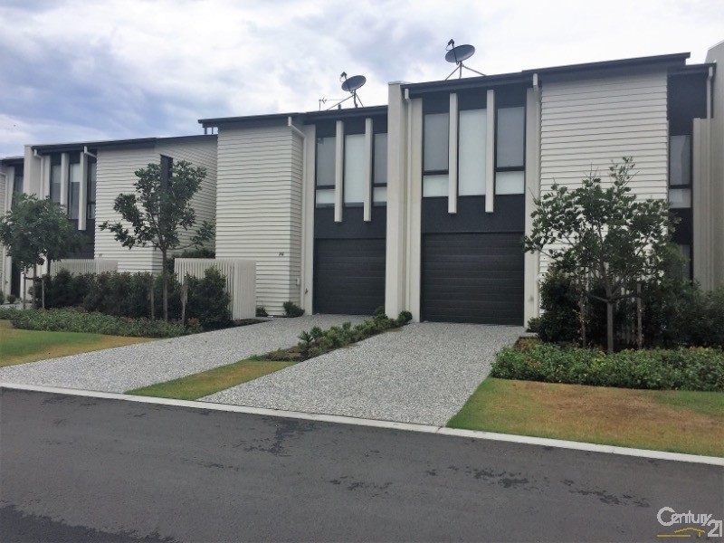 38/126 Marina Quays Blvd, Hope Island QLD 4212