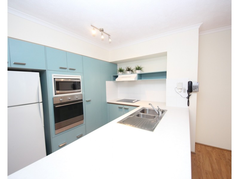 154/10 Alexandra Ave, Mermaid Beach QLD 4218