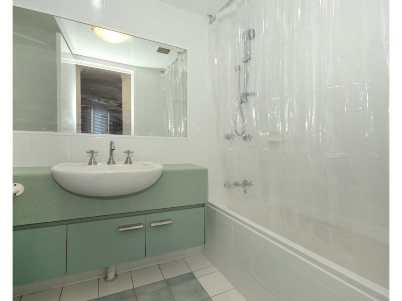 154/10 Alexandra Ave, Mermaid Beach QLD 4218