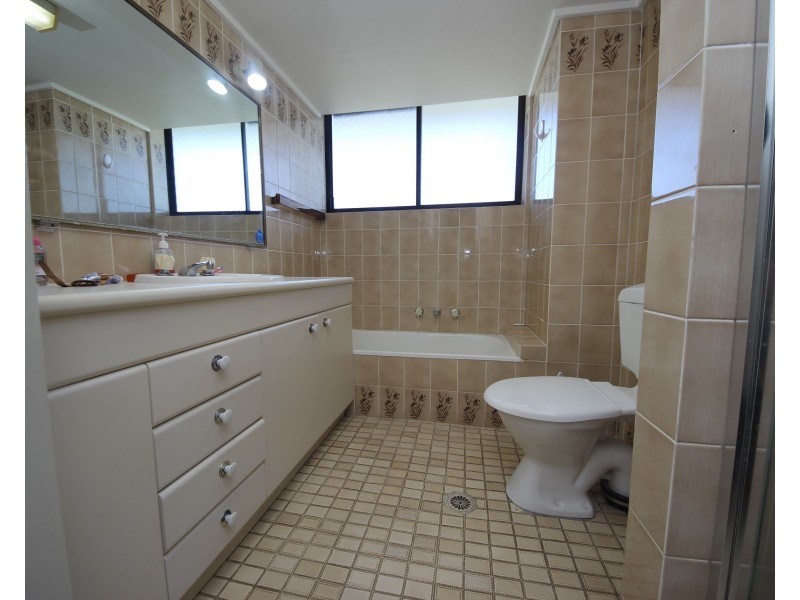 9E/80 The Esplanade, Surfers Paradise QLD 4217