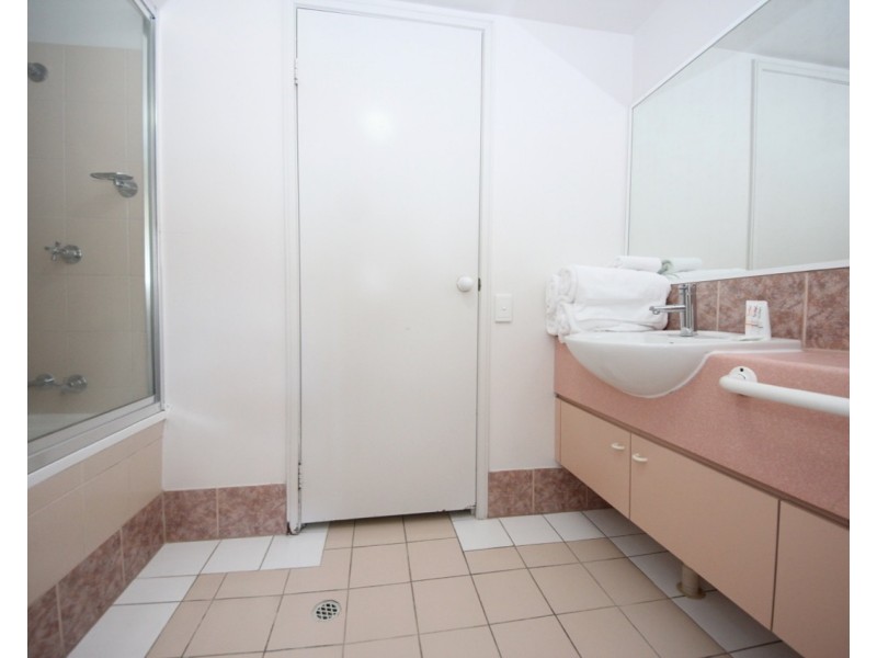 23/10-16 Alexandra Avenue, Mermaid Beach QLD 4218