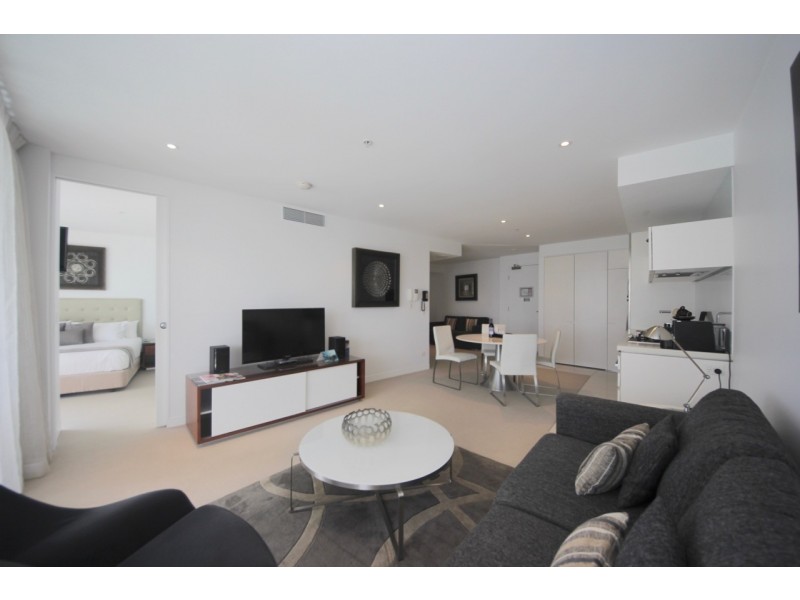 703/1 Oracle Boulevard, Broadbeach QLD 4218