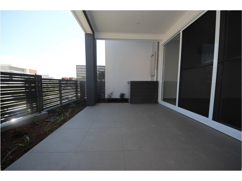 17 Brookyln Cresent, Robina QLD 4226