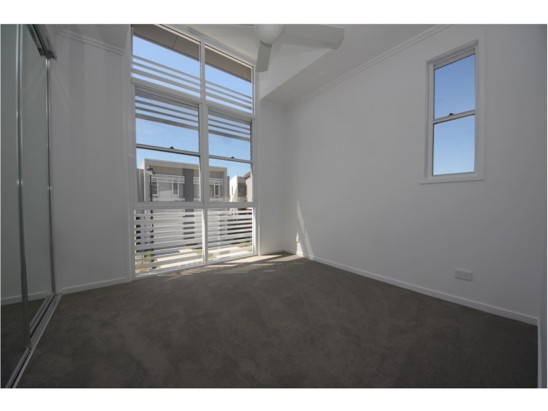 17 Brookyln Cresent, Robina QLD 4226