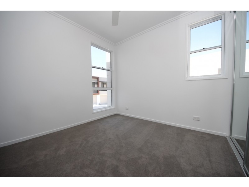 17 Brookyln Cresent, Robina QLD 4226