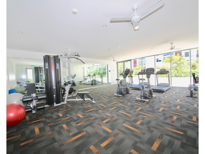 1 Waterford Court, Surfers Paradise QLD 4217