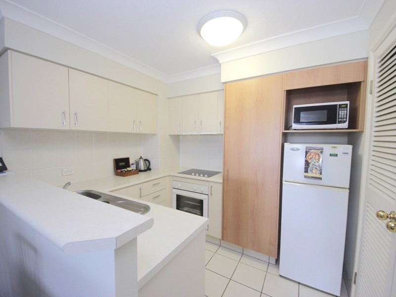 2623-2633 Gold Coast Highway, Broadbeach QLD 4218