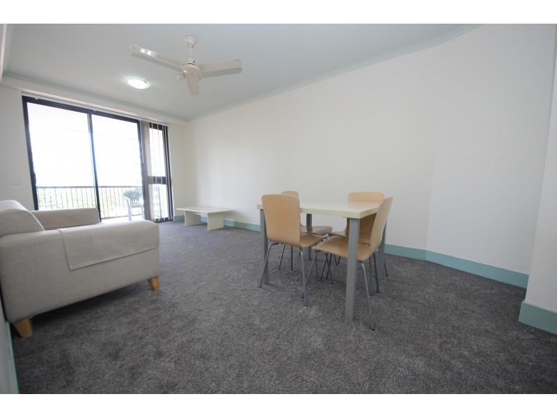30 Surf Parade, Broadbeach QLD 4218