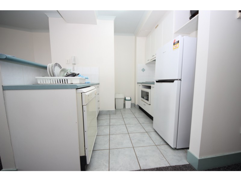 30 Surf Parade, Broadbeach QLD 4218