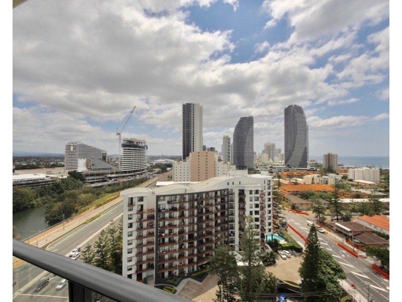 15/22 Surf Parade, Broadbeach QLD 4218