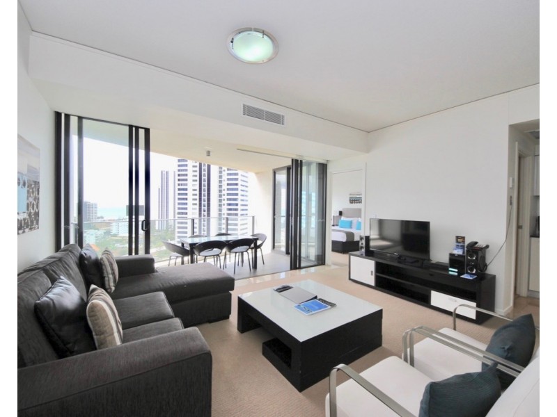 15/22 Surf Parade, Broadbeach QLD 4218