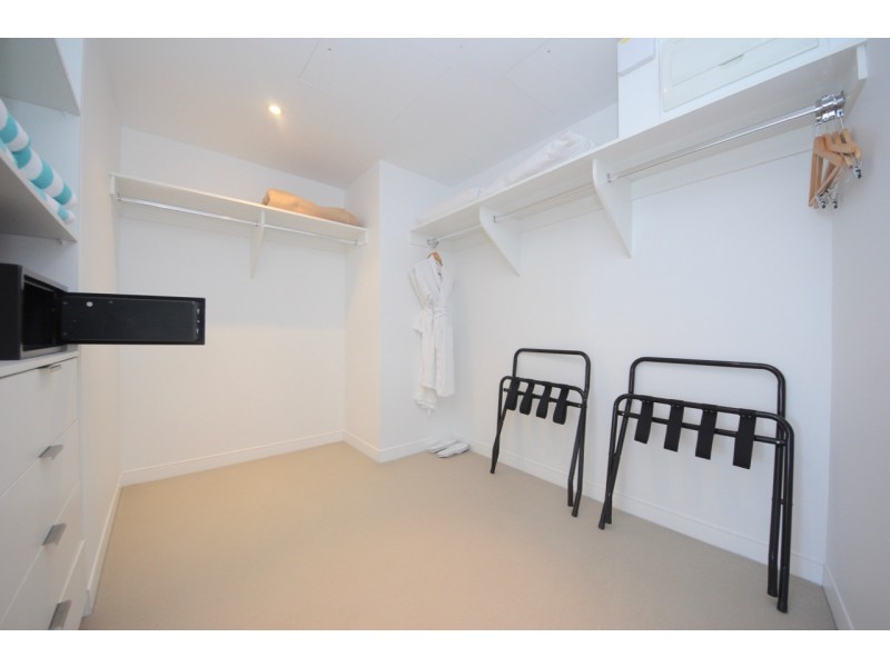 1403/1 Oracle Boulevard, Broadbeach QLD 4218