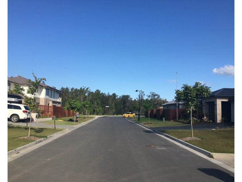 21 kinglake, Pimpama QLD 4209