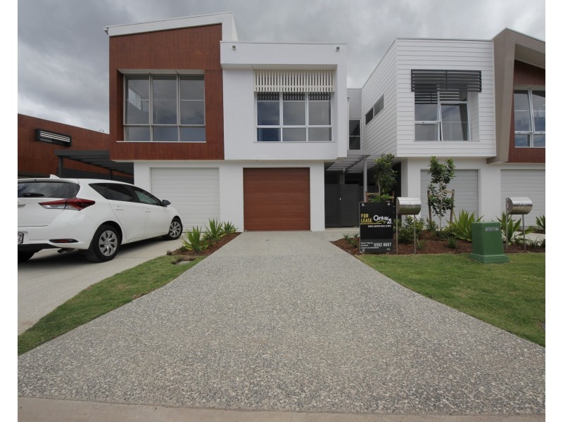 102 Florabella Drive, Robina QLD 4226