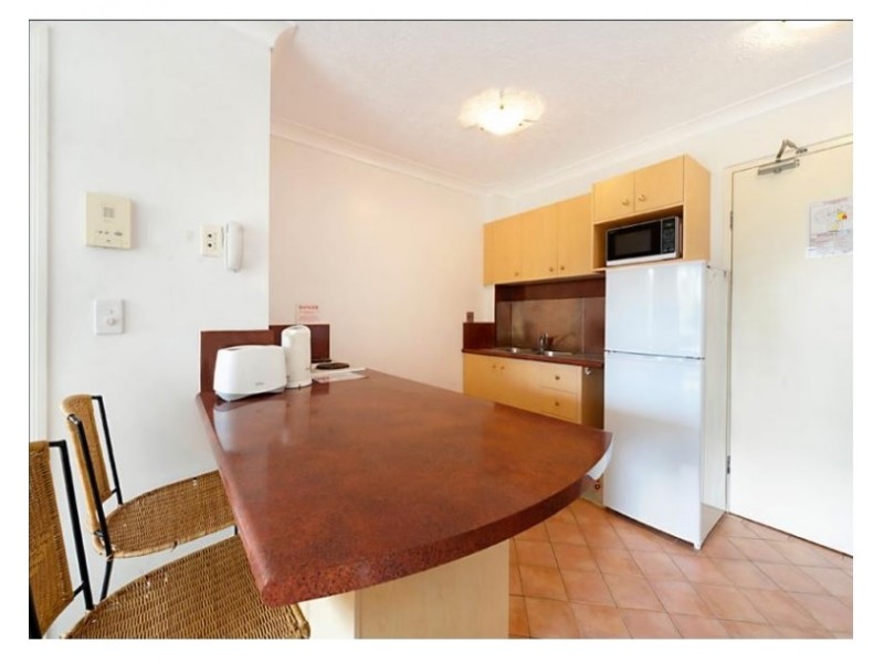 18/210 Surf Parade, Surfers Paradise QLD 4217