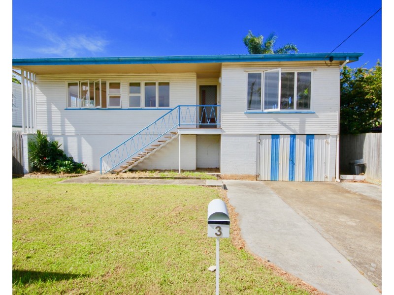 3 Saltash Street, Labrador QLD 4215