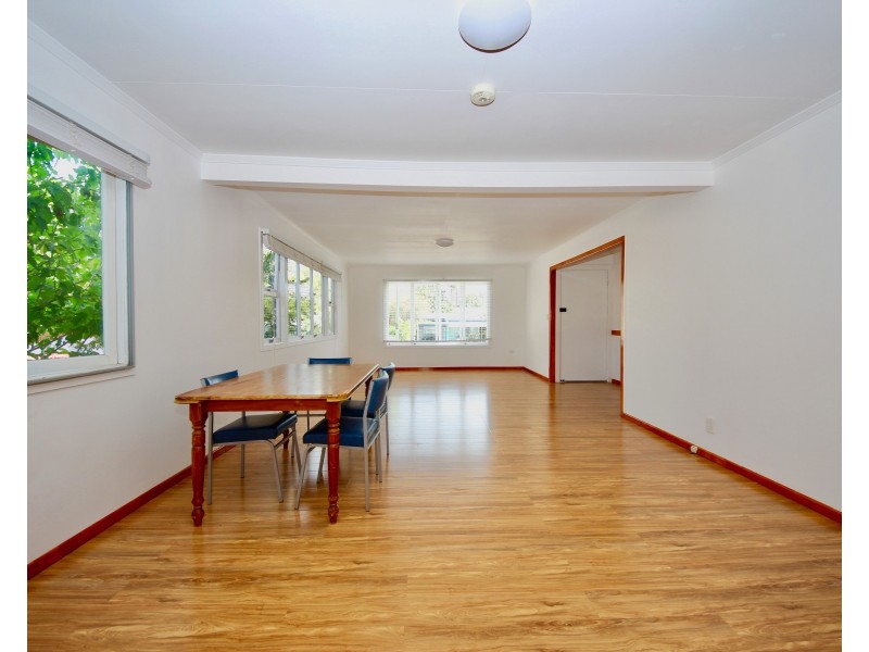 3 Saltash Street, Labrador QLD 4215