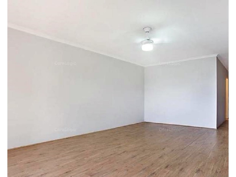 2/56 Oceanic Drive, Mermaid Waters QLD 4218